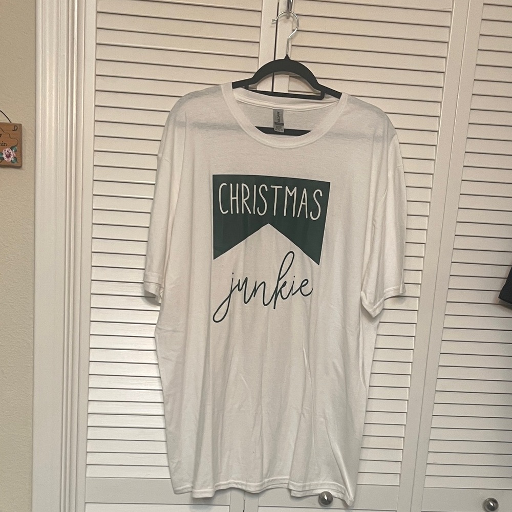Gildan White 'Christmas Junkie' Tee